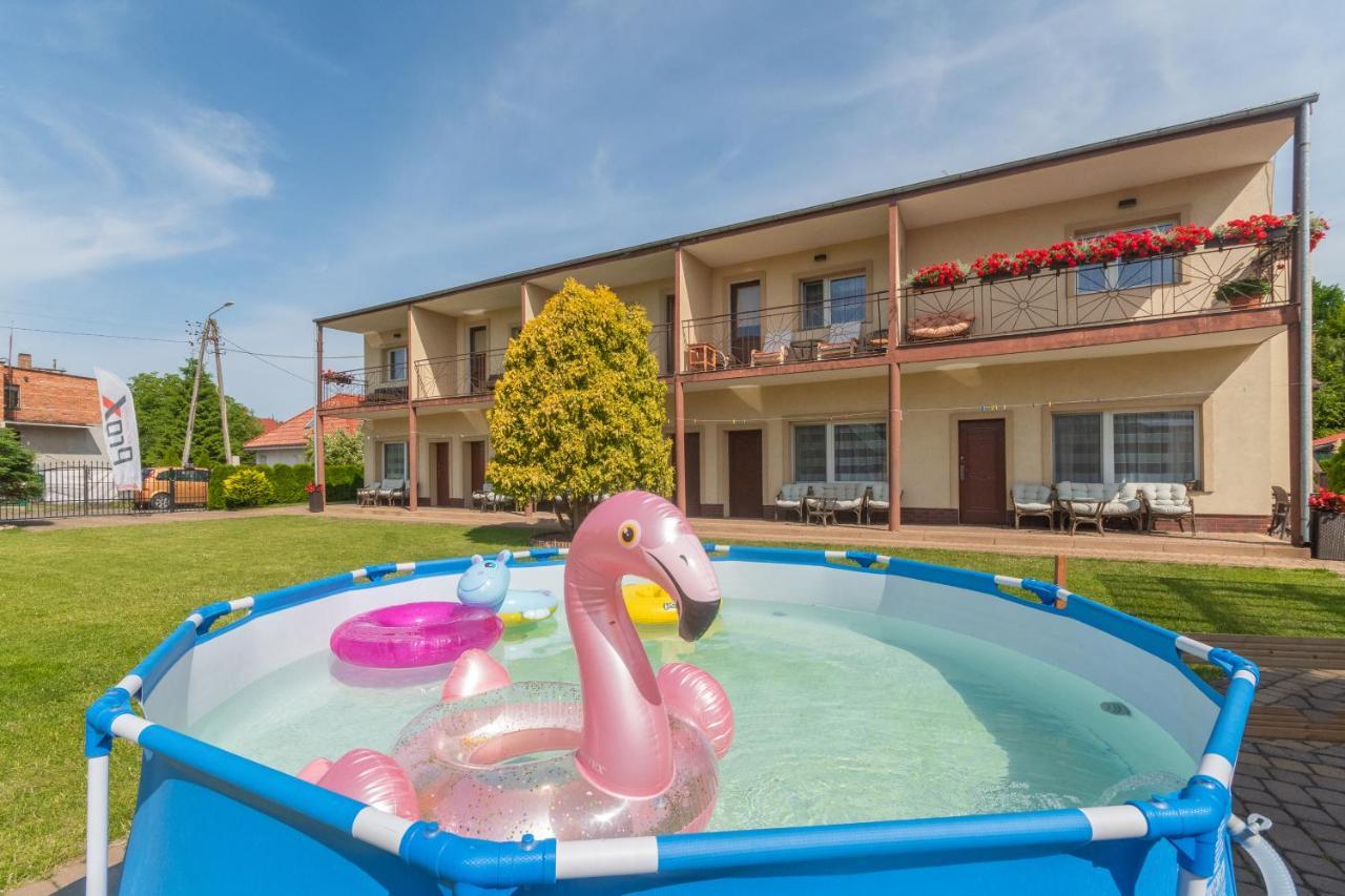 Pokoje I Domki Nadmorskie - Bajkowa Mierzeja Stegna  Exterior foto
